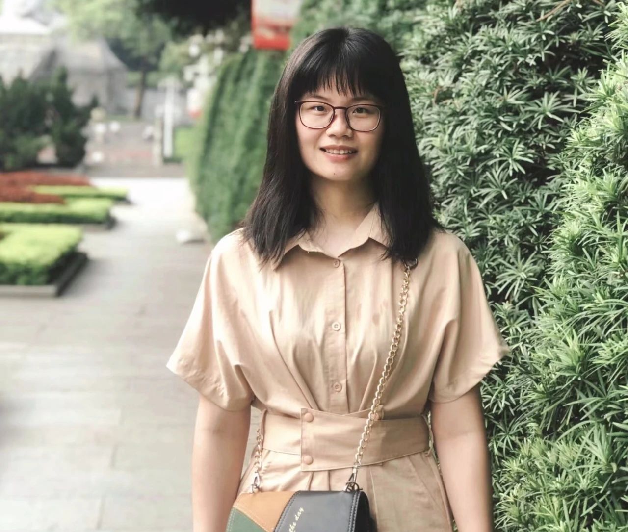 突发疾病进急诊室，他们冒雨探访，爱和温暖，让父亲不再扯下呼吸面罩