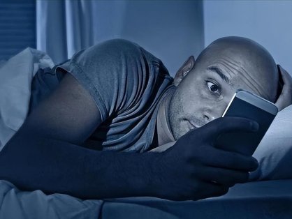 手机危害睡眠
